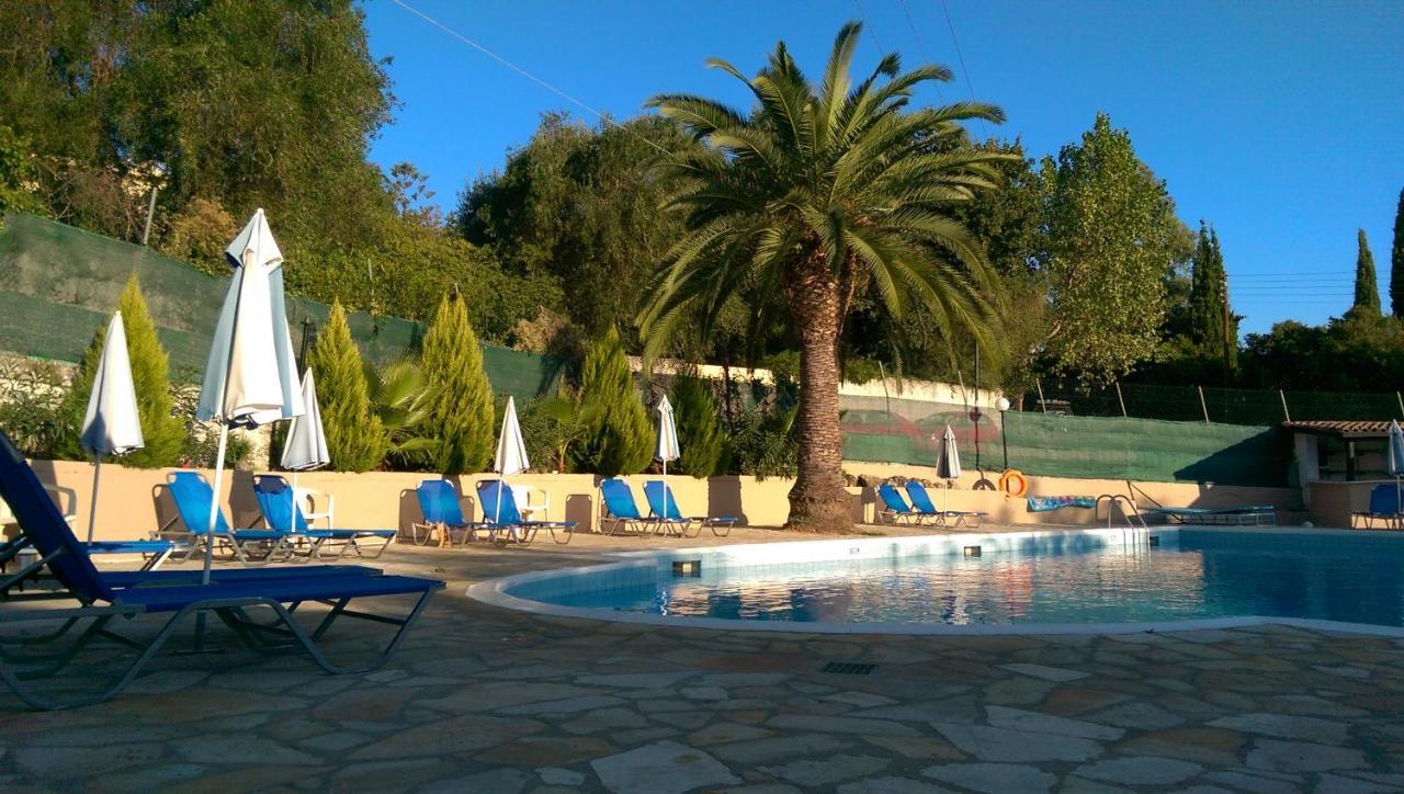 Tina Hotel Dasziá Kültér fotó