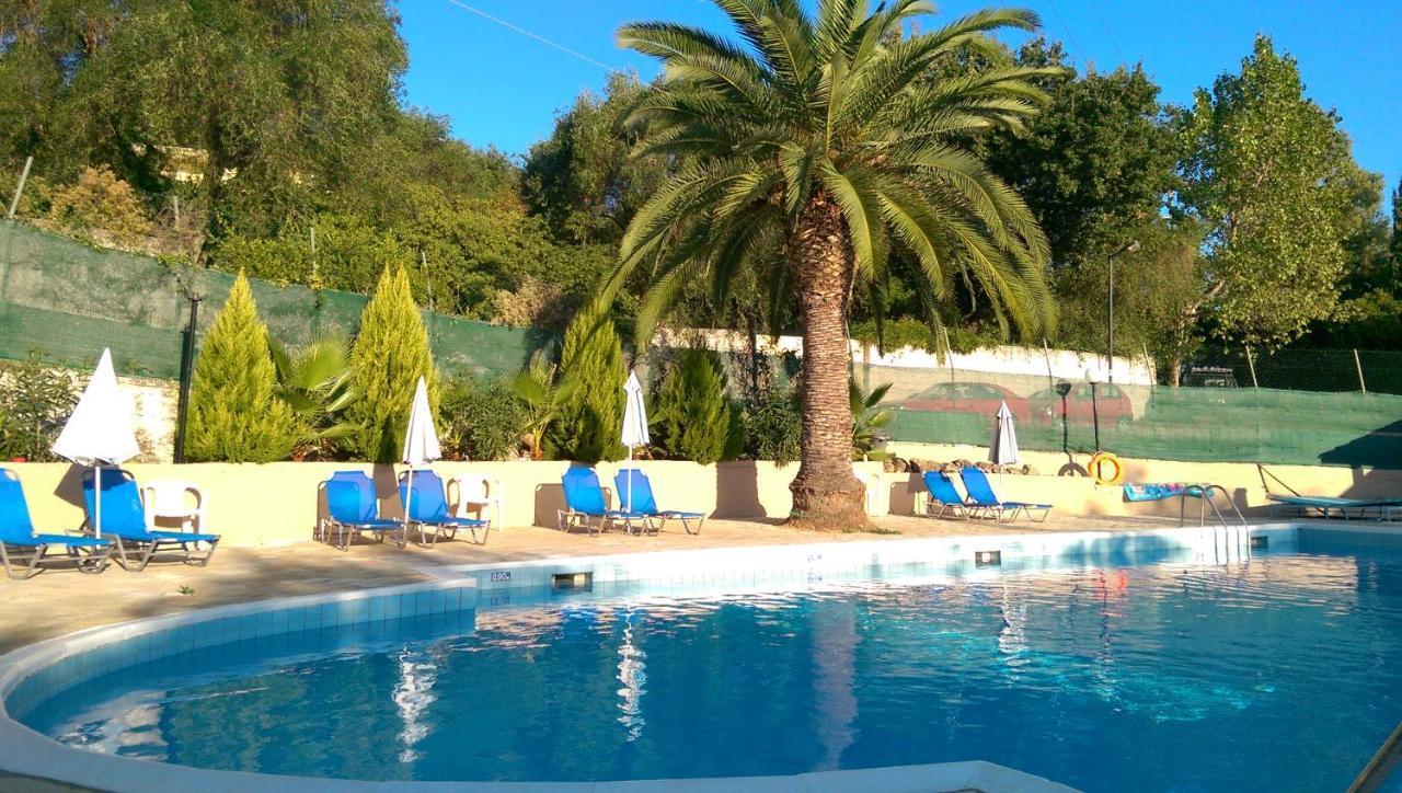 Tina Hotel Dasziá Kültér fotó